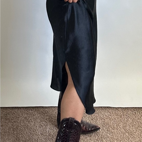 VINTAGE 90s Satin Slip Dress Black Floral With Lace Size- Small, also fits a M - Picture 8 of 13